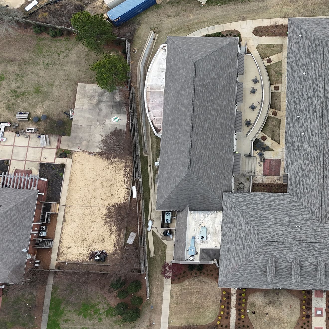dji_fly_20251217_150604_0599_1767049899537_photo